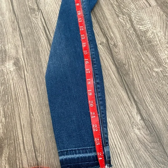 SPANX distressed ankle skinny jeans medium wash NWOT‎ size xs - Picture 10 of 11
